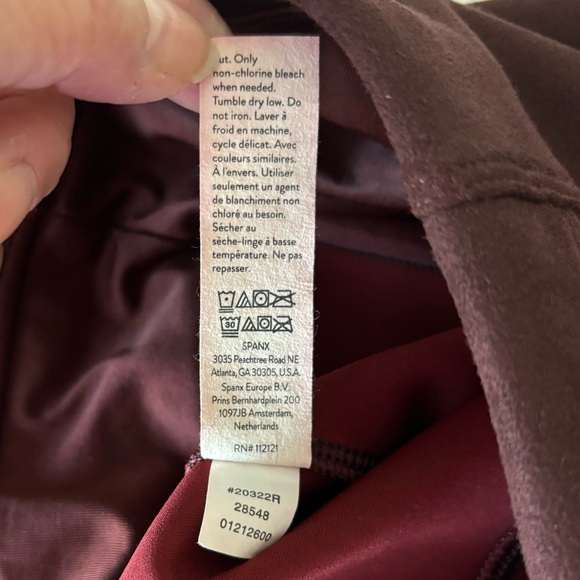 SPANX Faux Suede Leggings In Burgundy Size Small - Picture 8 of 16